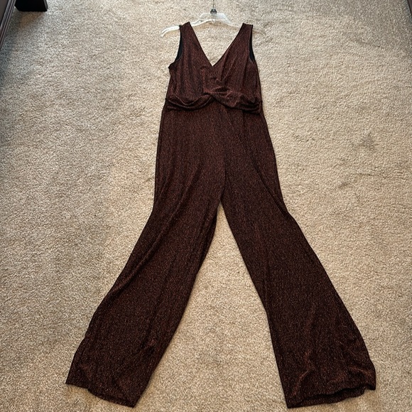 CANDIE'S Twist V-Neck Sparkle Gold Jumpsuit - Picture 3 of 8